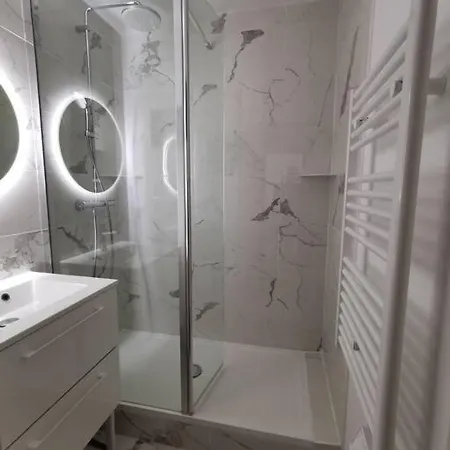 Cosy, Refait à Neuf, 5 Min à Pied De La Appartamento Cabourg