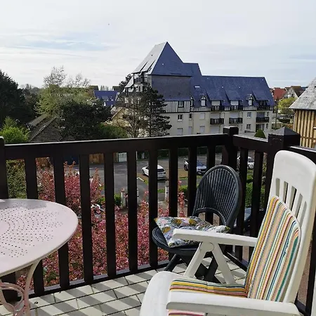Cosy, Refait à Neuf, 5 Min à Pied De La Appartamento Cabourg