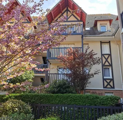 Cosy, Refait à Neuf, 5 Min à Pied De La